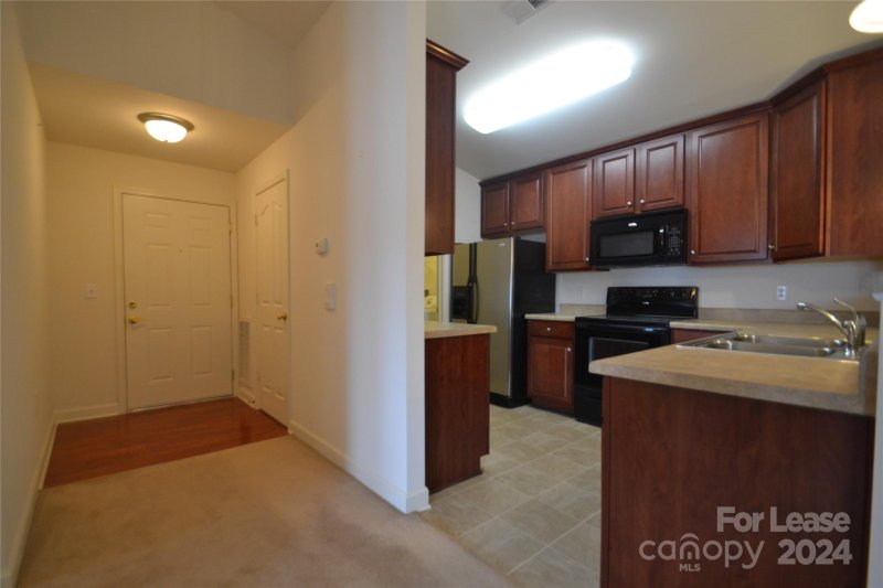 Property image 5 at 9149 Mcdowell Creek Court, Cornelius, NC 28031