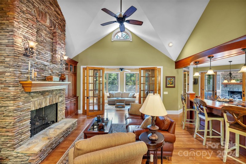 Property image 4 at 143 Chattooga Run, Hendersonville, NC 28739