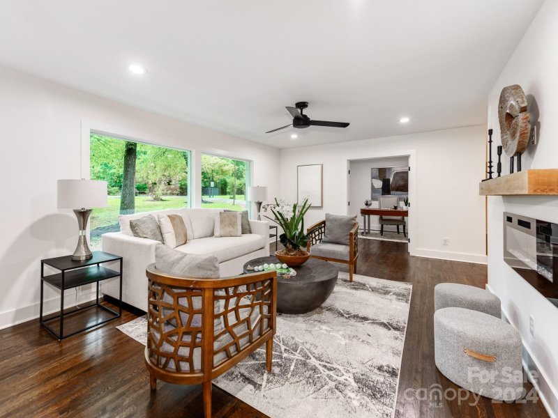 Property image 5 at 1111 Burtonwood Circle, Charlotte, NC 28212