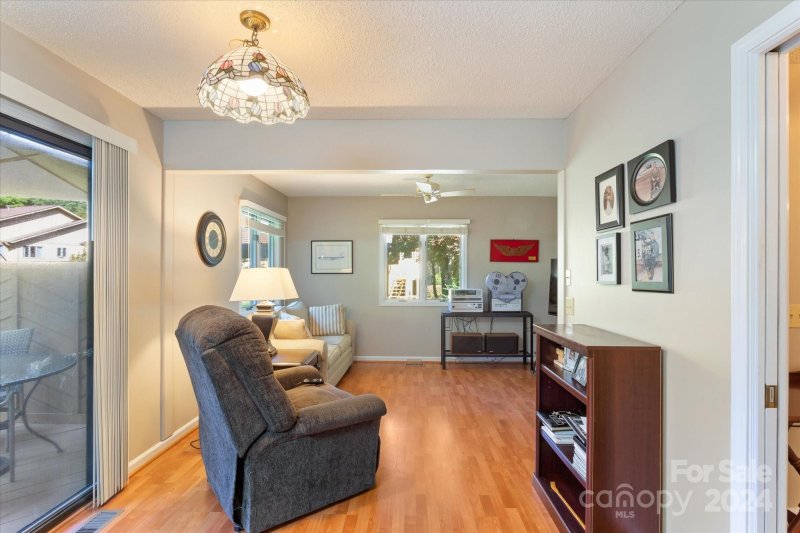 Property image 5 at 203 Willow Oak Lane, Hendersonville, NC 28791