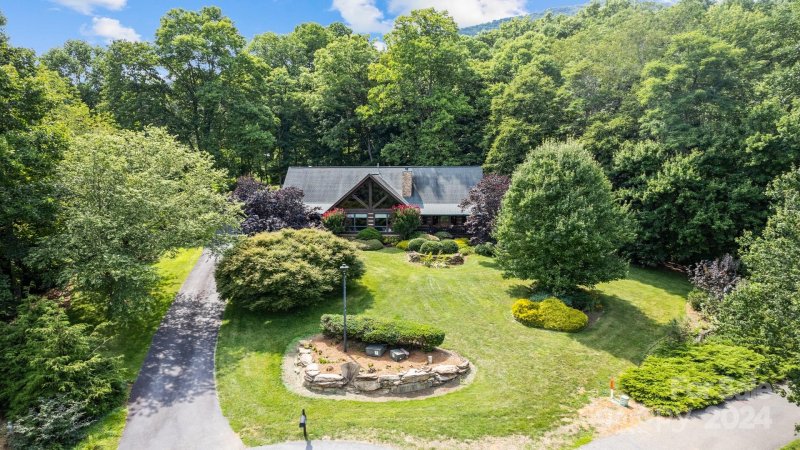 Property image 3 at 157 Turn About Court, Waynesville, NC 28785