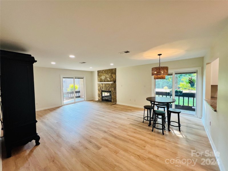 Property image 3 at 512 Mallard Head Lane, Mooresville, NC 28117