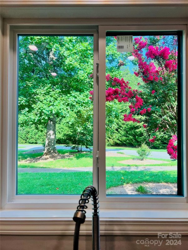 Property image 4 at 512 Mallard Head Lane, Mooresville, NC 28117