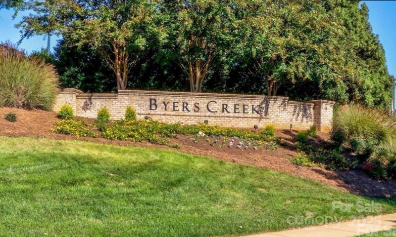 120 Creekside Crossing Lane