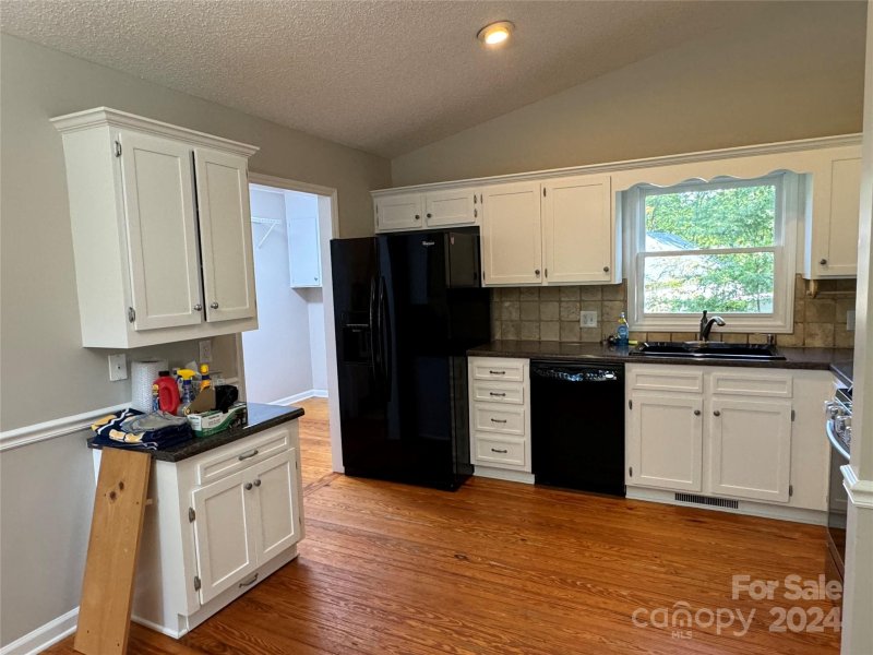 Property image 5 at 714 Randa Drive, Statesville, NC 28625