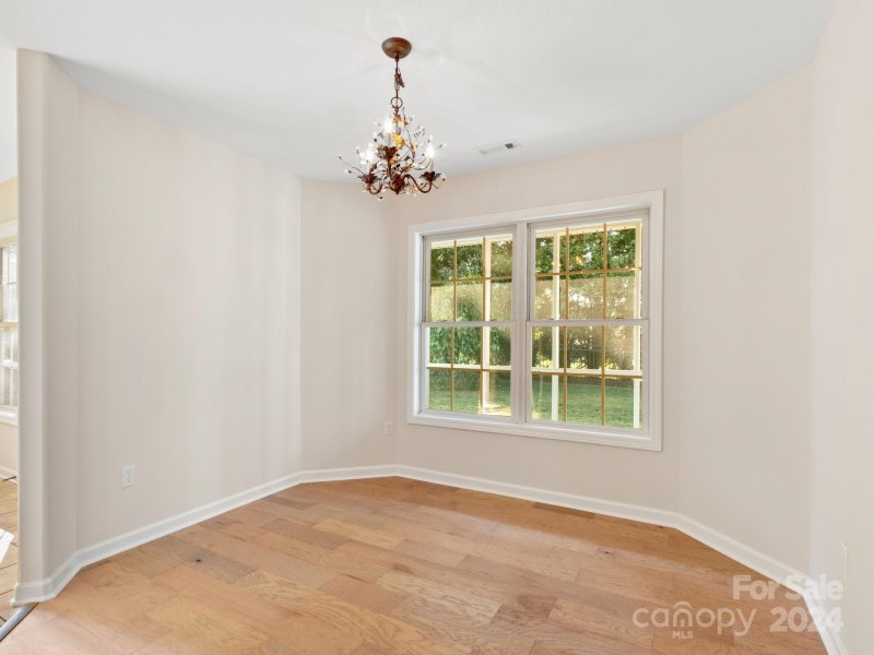 Property image 5 at 2 Slosman Drive, Asheville, NC 28806