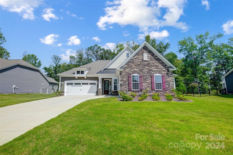 Property image 3 at 5429 Chegall Crossing Way, Mount Holly, NC 28120