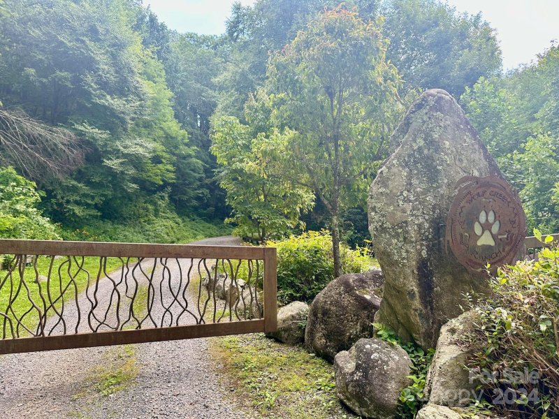 Property image 3 of 35 Flying Hawk Way in Wolf Creek Ranch, Clyde, NC 28721