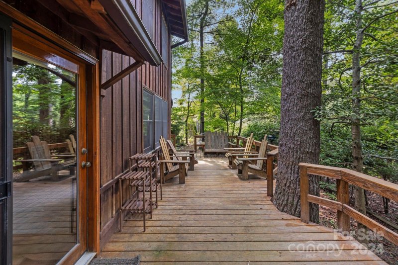 Property image 3 at 60 Kinross Drive, Flat Rock, NC 28731