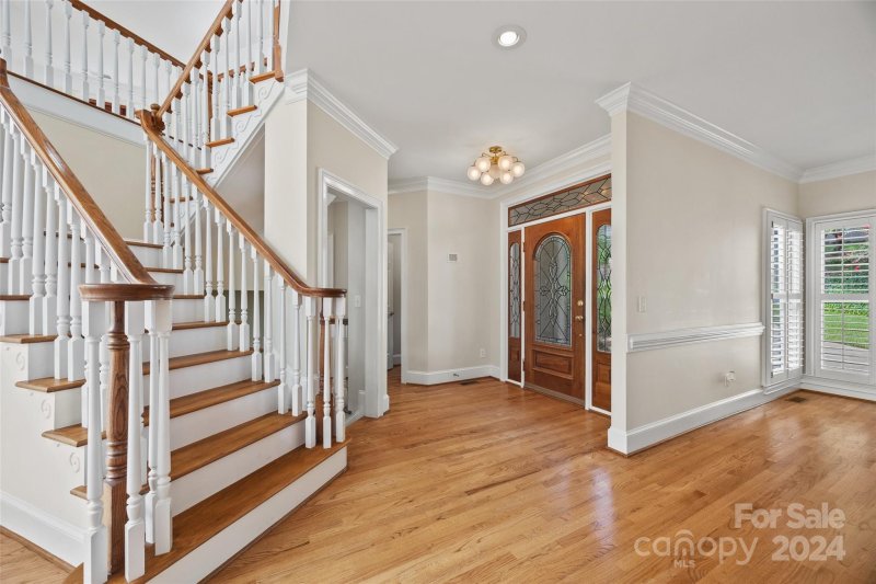 Property image 3 at 16201 Crest Cove Road, Charlotte, NC 28278