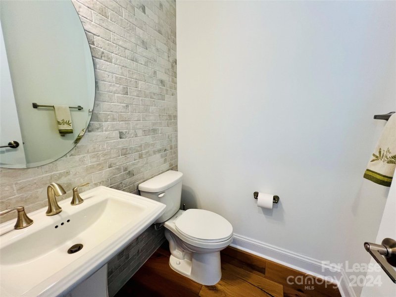 Property image 5 at 2512 Kenmore Avenue, Charlotte, NC 28204