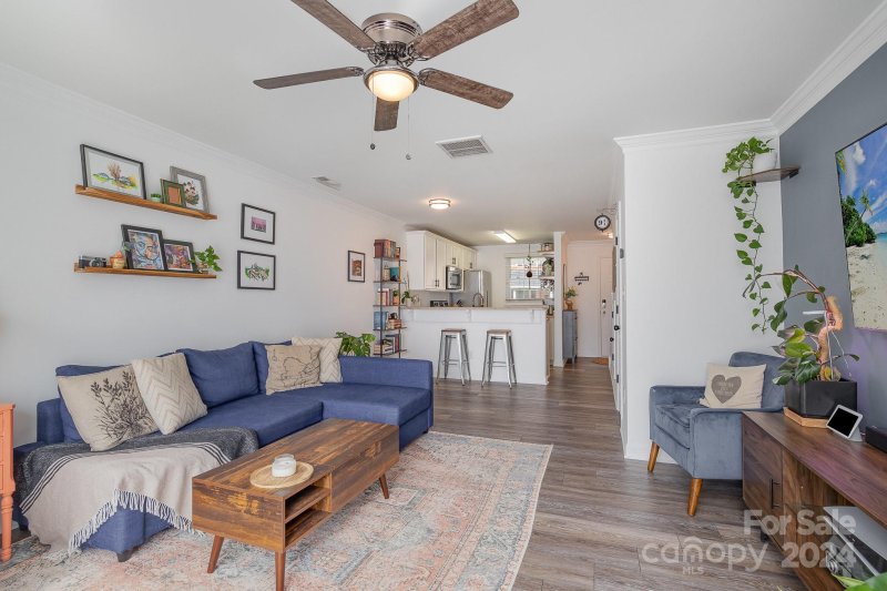 Property image 4 at 1344 Green Oaks Lane, Charlotte, NC 28205