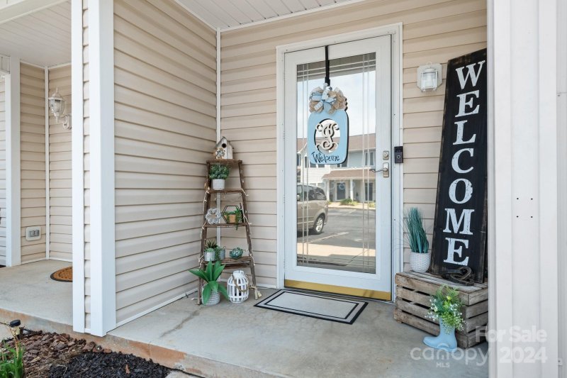 Property image 4 at 3385 White Oak Court, Claremont, NC 28610