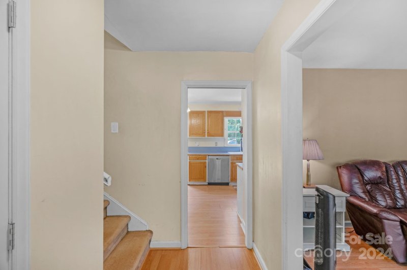 Property image 3 at 8025 Cliffside Drive, Charlotte, NC 28270