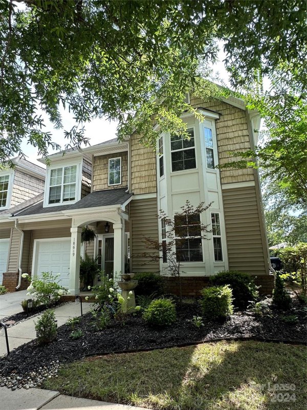 Property image 2 at 18619 Cloverstone Circle, Cornelius, NC 28031