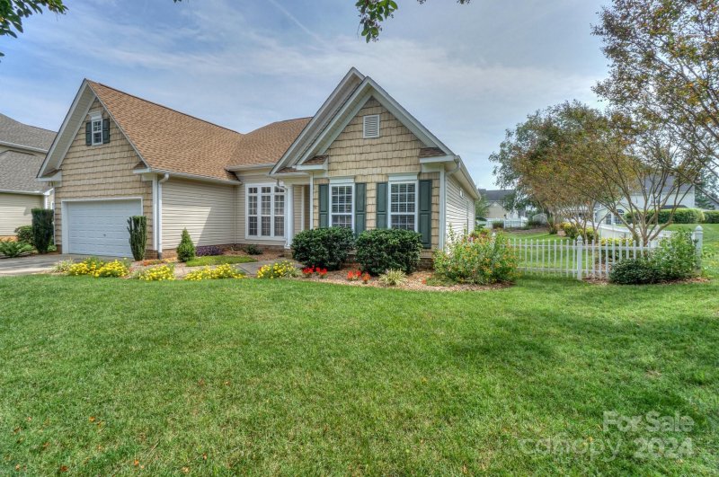 Property image 3 at 7544 Woodcrest Drive, Stanley, NC 28164