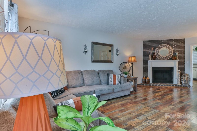 Property image 3 at 1330 5th Street, Hickory, NC 28601