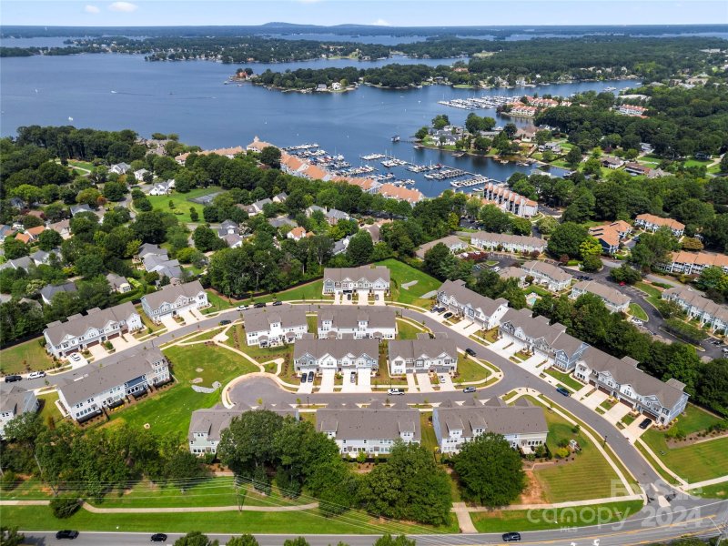 Property image 4 at 8018 Houser Street, Cornelius, NC 28031