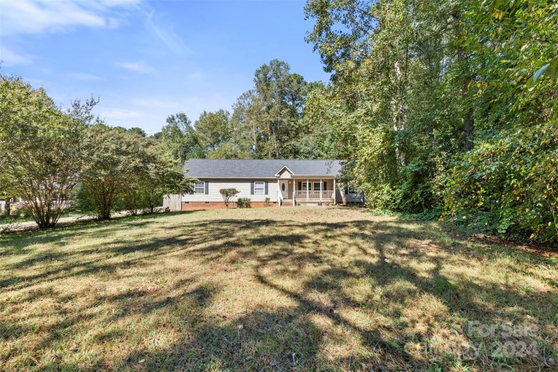 Property image 3 at 7053 Quailwood Drive, Stanley, NC 28164