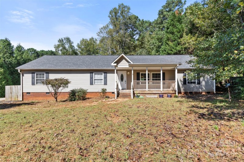 Property image 4 at 7053 Quailwood Drive, Stanley, NC 28164