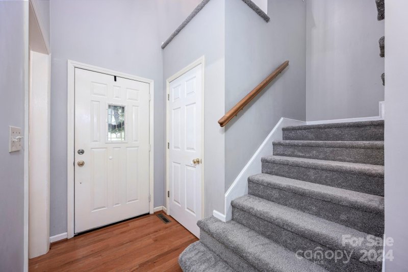 Property image 5 at 607 17th Avenue Drive, Hickory, NC 28602