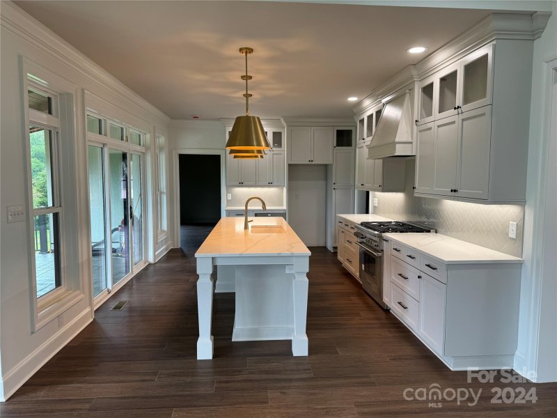 Property image 2 at 4305 Holly Circle, Conover, NC 28613