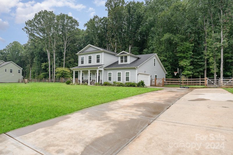 Property image 2 at 230 Barra Drive, Waxhaw, NC 28173