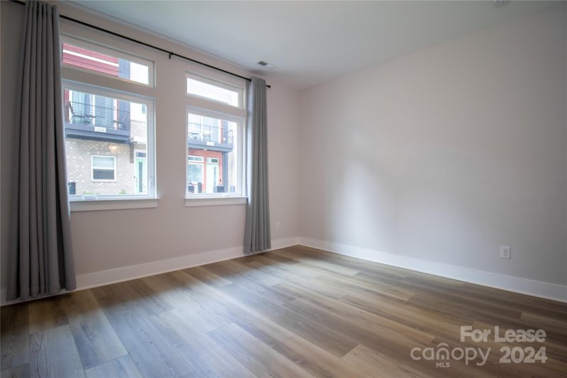 Property image 5 at 2135 Electric Lane, Charlotte, NC 28205