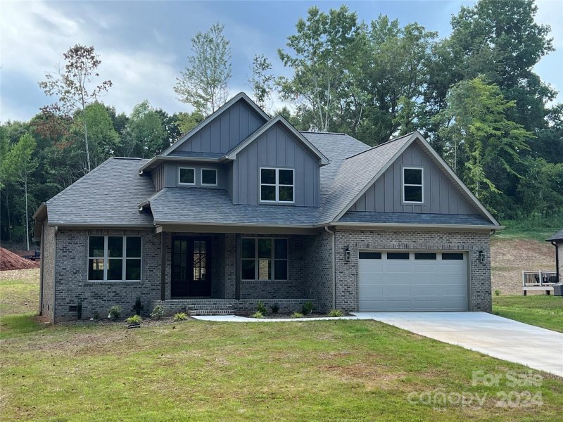 Property image 2 at 5125 Mark Drive, Hickory, NC 28601