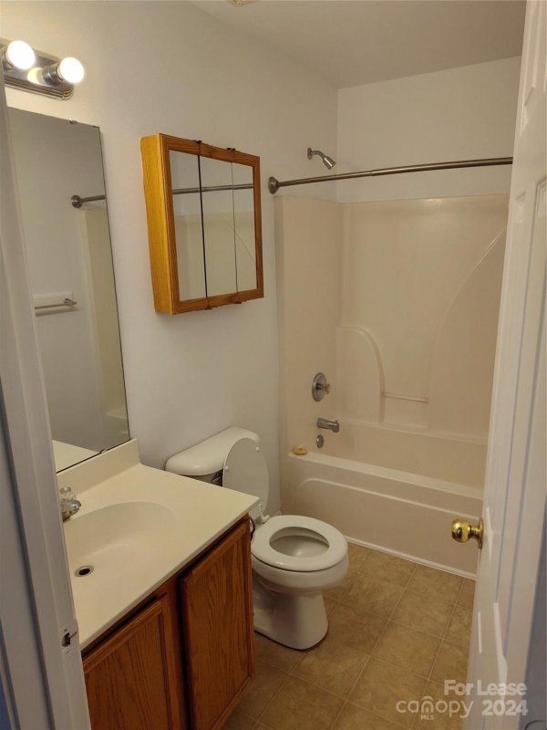 Property image 5 at 2502 Buckleigh Drive, Charlotte, NC 28215