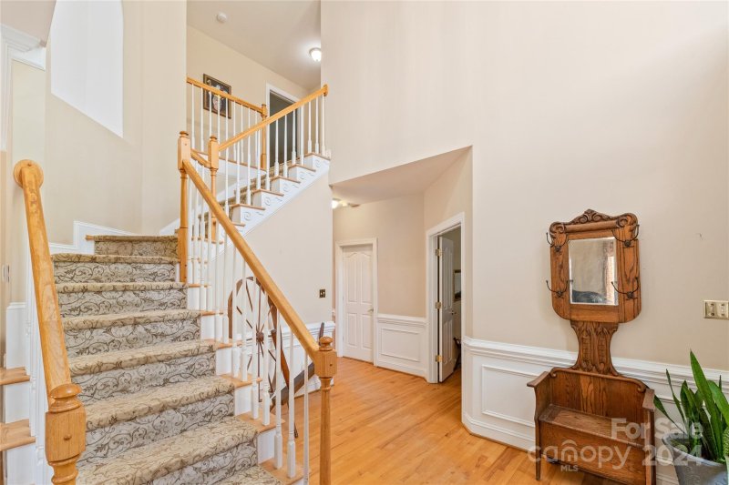 Property image 2 at 6120 Abergele Lane, Matthews, NC 28104