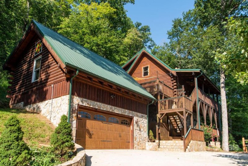 Property image 3 at 148 Swans Way, Lake Lure, NC 28746