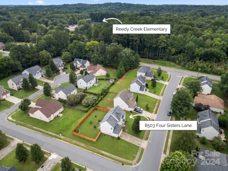 Property image 4 at 8503 Four Sisters Lane, Charlotte, NC 28215