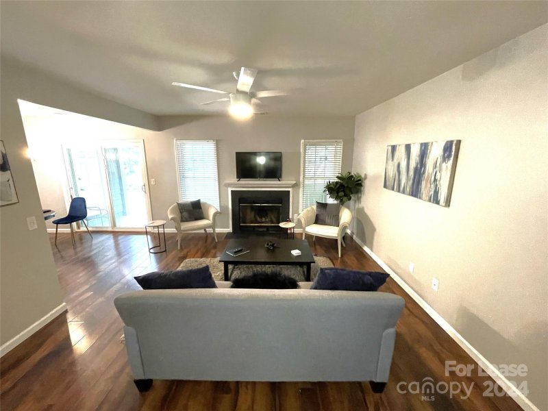 Property image 4 at 19831 Henderson Road, Cornelius, NC 28031