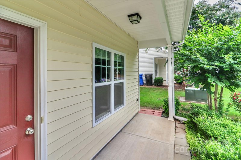 Property image 4 at 194 Limerick Road, Mooresville, NC 28115