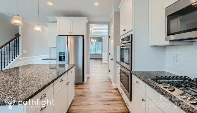 Property image 5 of 162 Blueview Road in LakeWalk, Mooresville, NC 28117