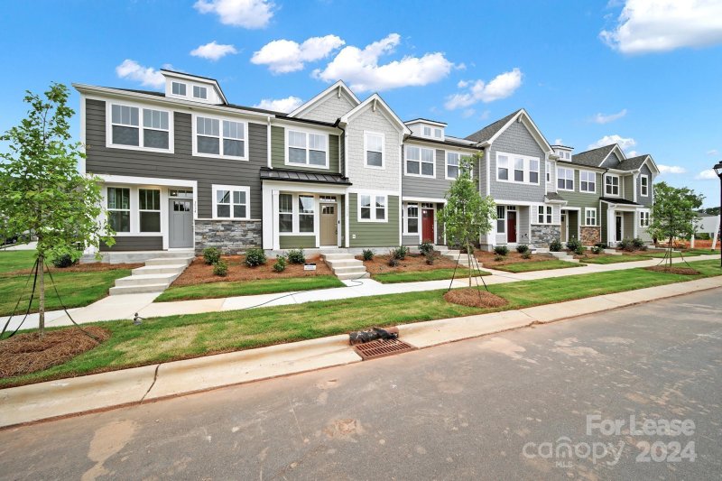 Property image 2 at 1532 Cedar Tree Drive, Belmont, NC 28012