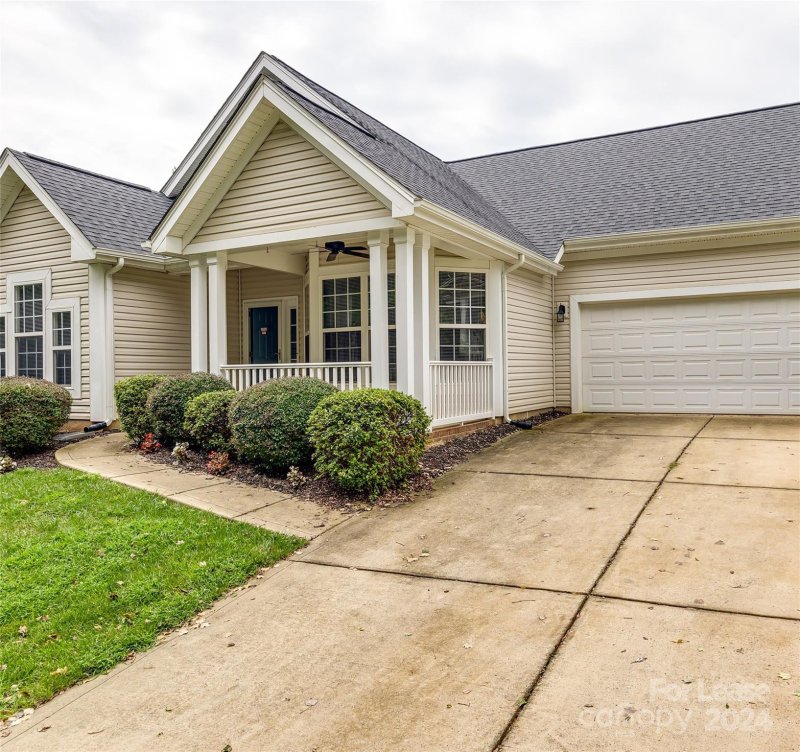 Property image 2 at 13135 Andover Crescent Lane, Huntersville, NC 28078