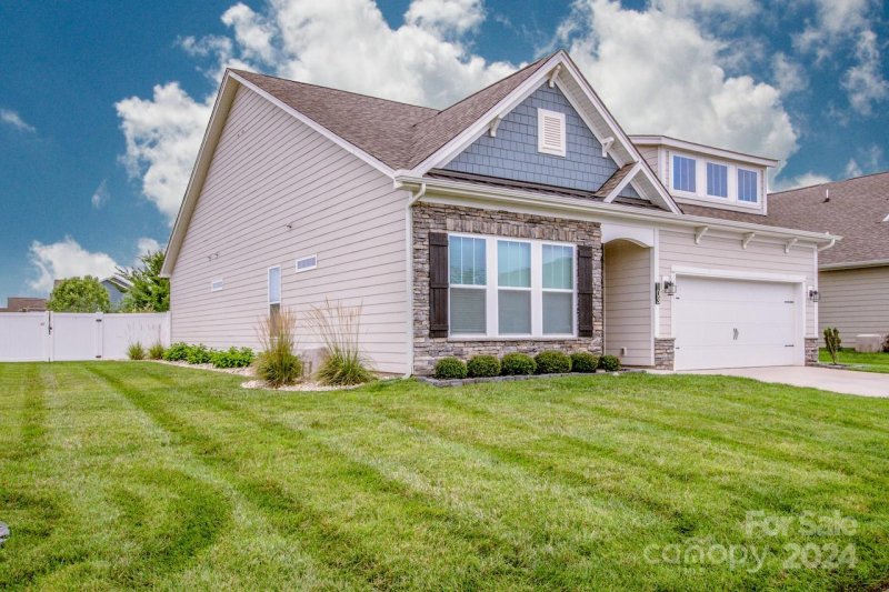 Property image 2 at 103 Cup Chase Drive, Mooresville, NC 28115