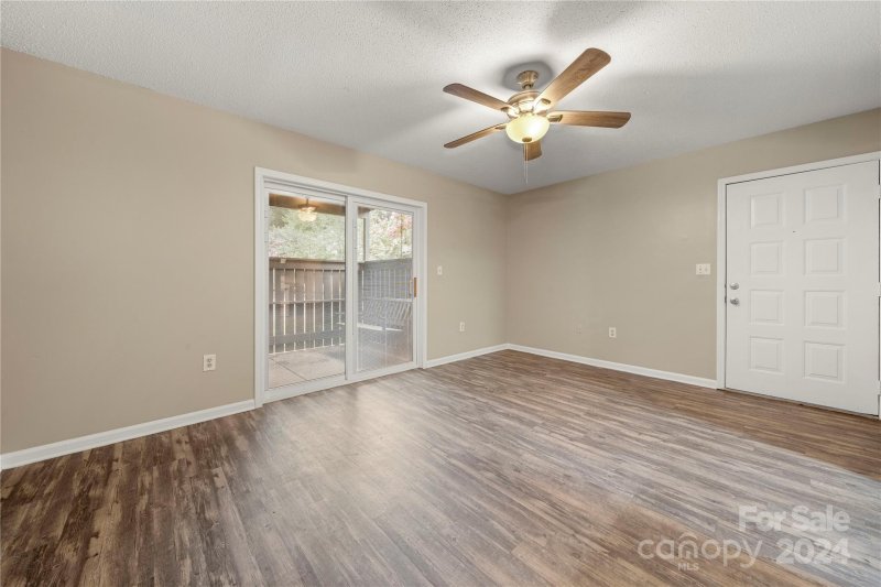 Property image 3 at 1624 Hunters Trail, Rock Hill, SC 29732