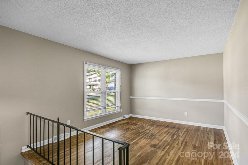 Property image 3 at 335 Sleepy Hollow Road, Charlotte, NC 28217