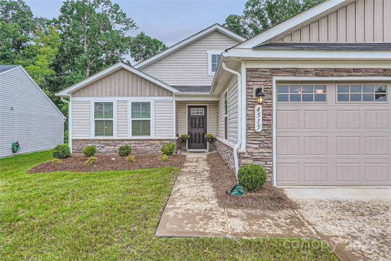 Property image 2 at 4515 Hunton Dale Road, Concord, NC 28027