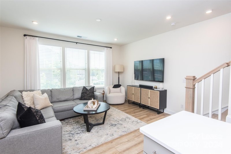 Property image 4 at 210 Judson Avenue, Charlotte, NC 28208