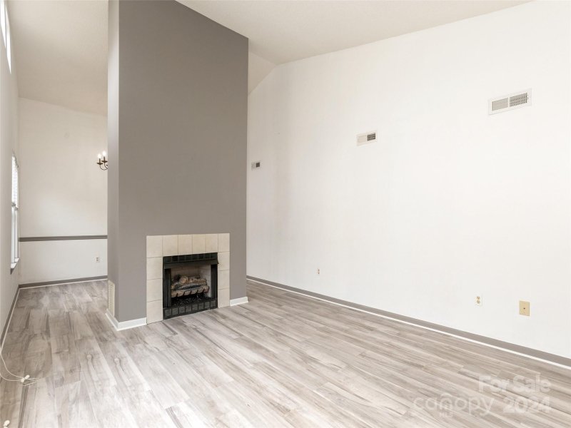 Property image 3 at 235 Deermouse Way, Hendersonville, NC 28792