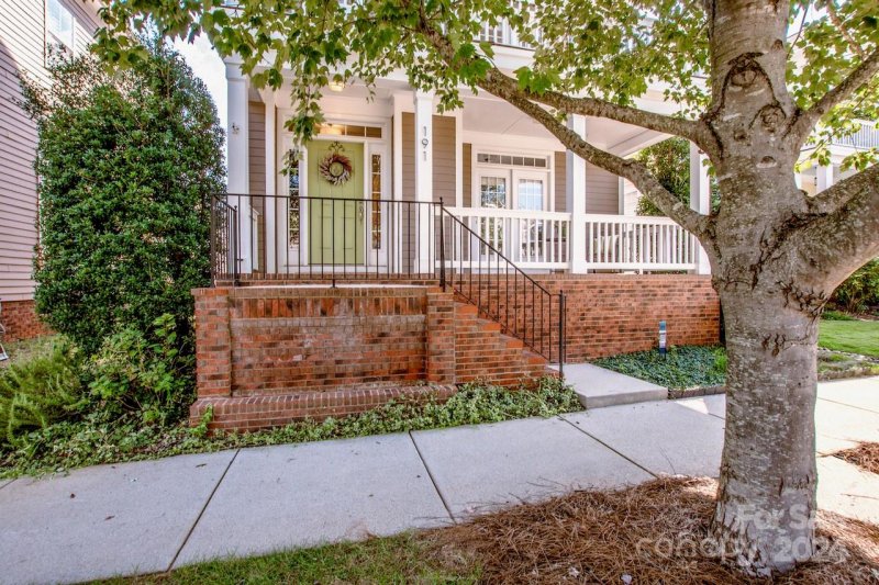 Property image 2 at 191 Lilac Mist Loop, Mooresville, NC 28115