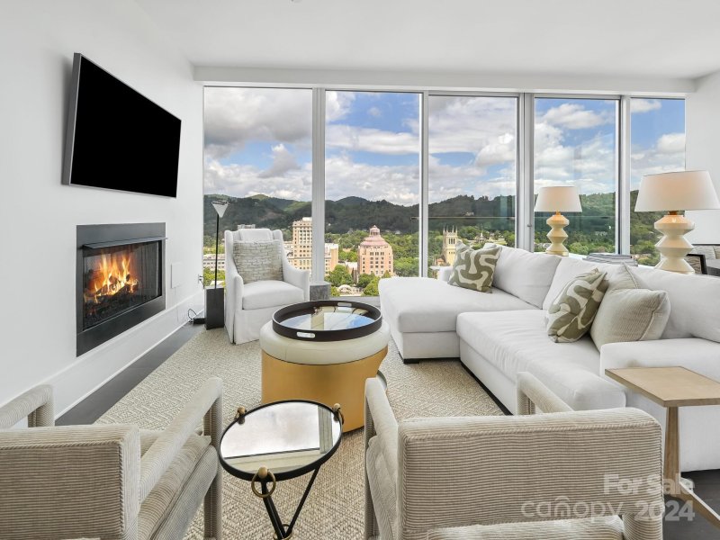 Property image 2 at 7 Patton Avenue, Asheville, NC 28801