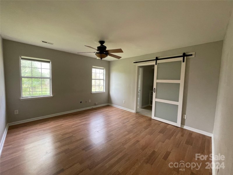 Property image 4 at 8633 Milton Morris Drive, Charlotte, NC 28227