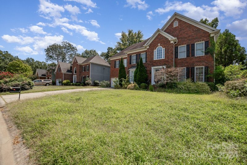 Property image 2 at 12420 Lazy Oak Lane, Charlotte, NC 28273