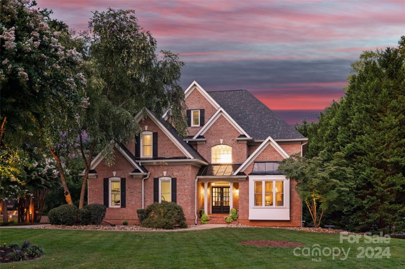 21420 Blakely Shores Drive