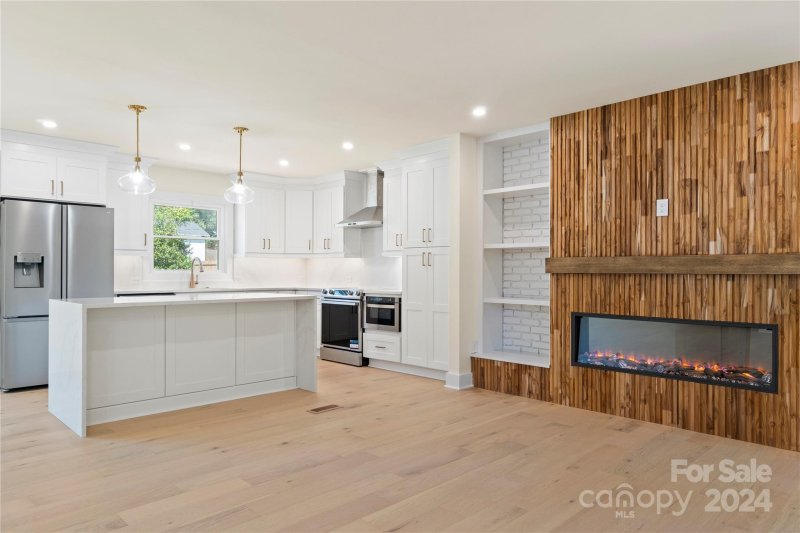 Property image 5 at 3529 Driftwood Drive, Charlotte, NC 28205